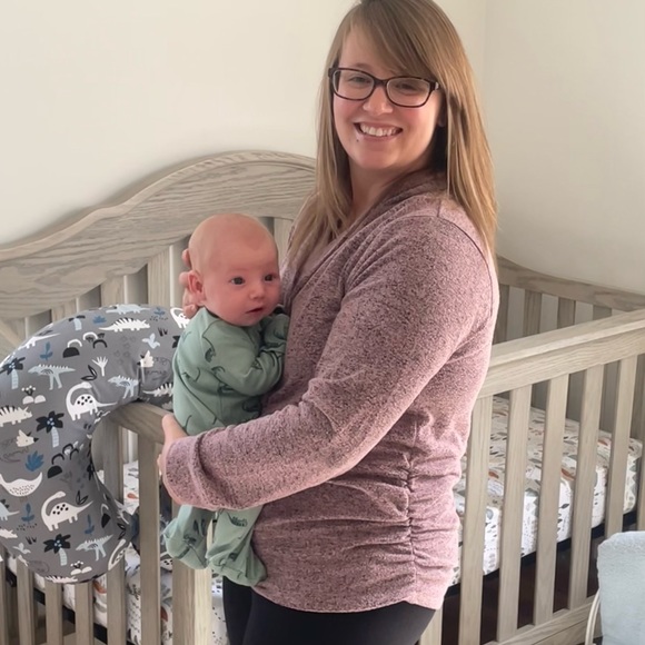 Meet your Posher, Tia - Picture 9 of 10